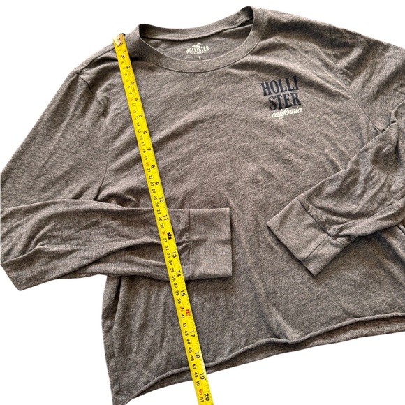 Hollister Long Sleeve Cropped T Shirt Women Size Small - Picture 2 of 4